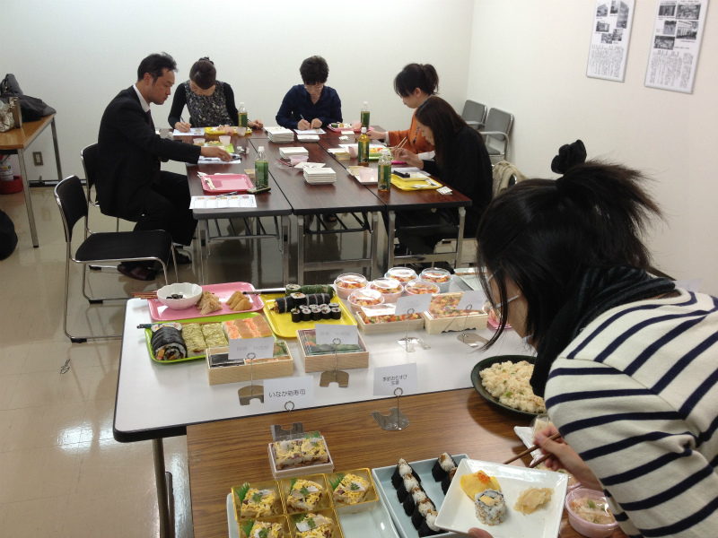 10公開試食会4